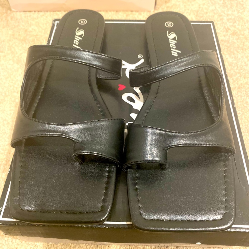 Black sandals